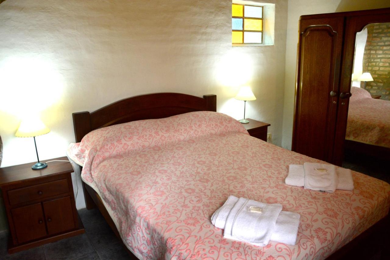 La Toma Complejo De Montana - Cabanas Y Habitaciones En Hosteria Mina Clavero Esterno foto