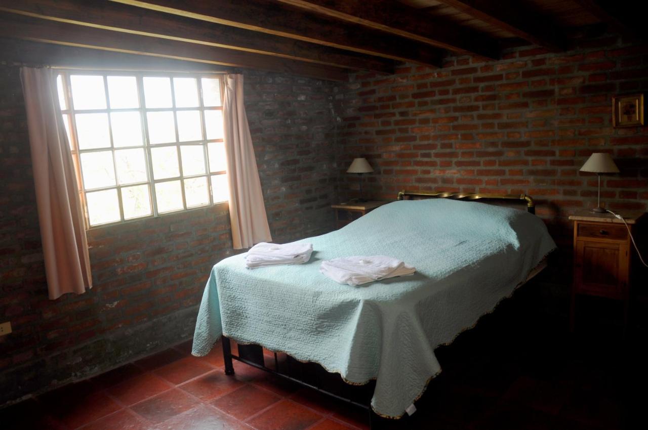 La Toma Complejo De Montana - Cabanas Y Habitaciones En Hosteria Mina Clavero Esterno foto