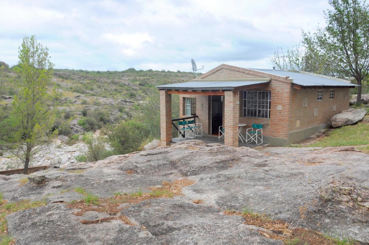 La Toma Complejo De Montana - Cabanas Y Habitaciones En Hosteria Mina Clavero Esterno foto