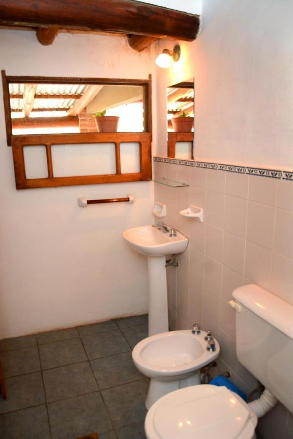 La Toma Complejo De Montana - Cabanas Y Habitaciones En Hosteria Mina Clavero Esterno foto
