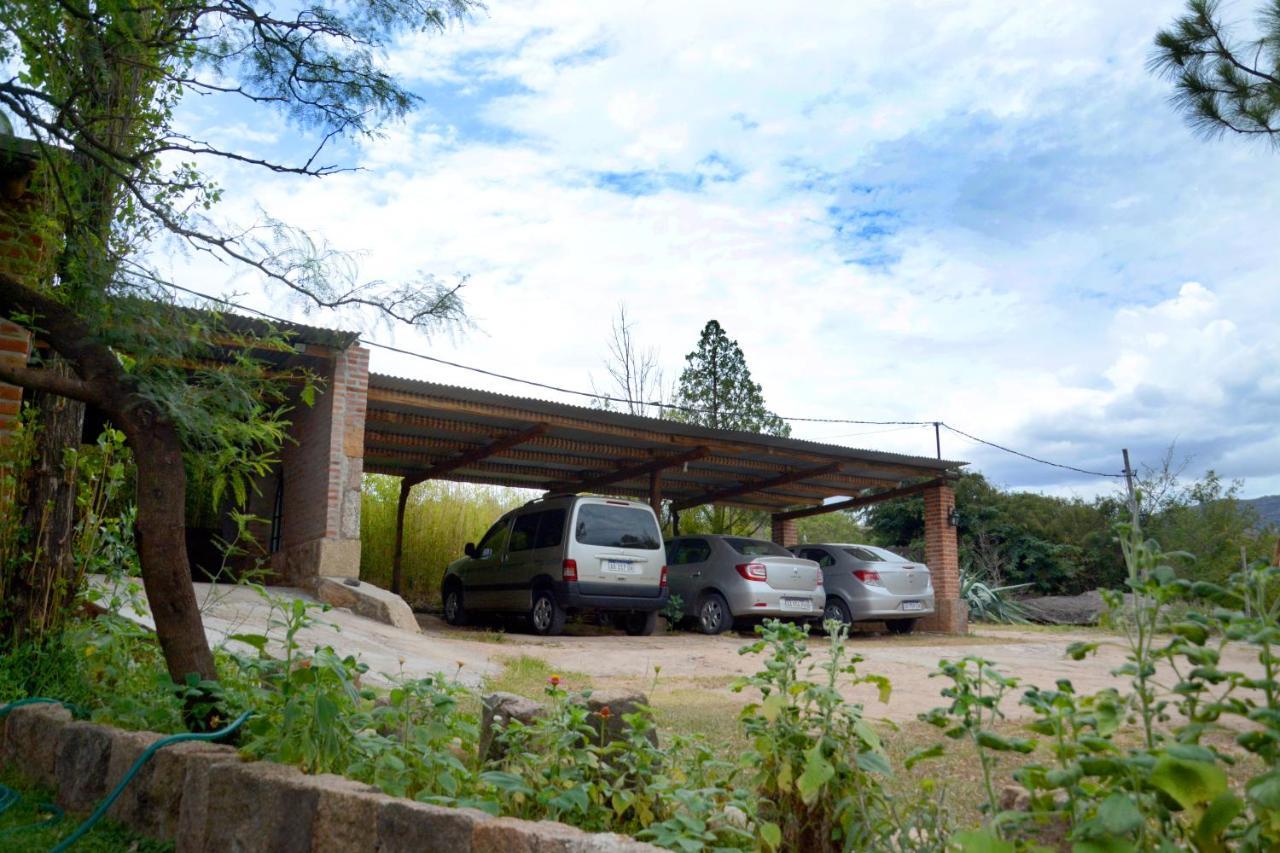 La Toma Complejo De Montana - Cabanas Y Habitaciones En Hosteria Mina Clavero Esterno foto